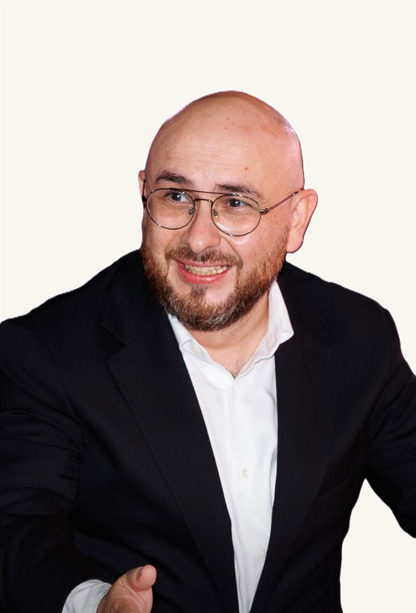 صورة Subhon Loikov